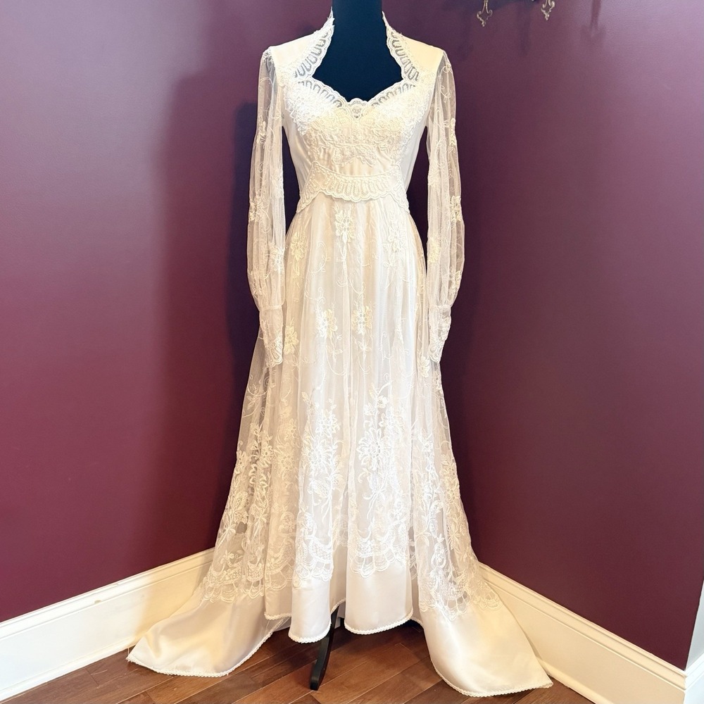 VTG 70s William Cahill Prairie White Wedding Dress Satin Lace Boho Cottage Core